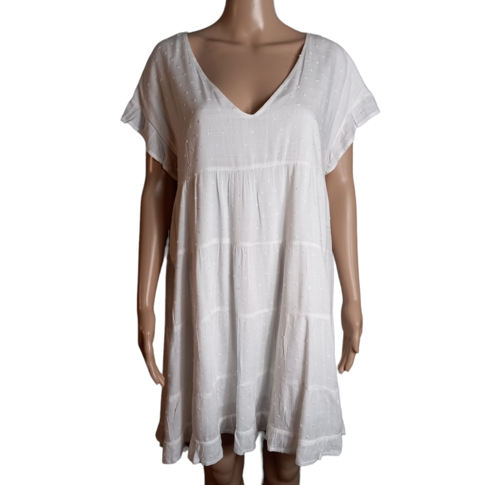 URBAN OUTFITTERS Babydoll dress size large with accent textured polka-dots